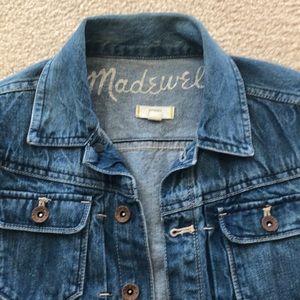 Madewell cropped denim jean jacket -XS